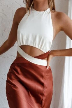 Social Butterfly Cut-Out Waist Midi Dress White Brown -Bridal Dr. Denim Store 63398J12 20BROWN 4