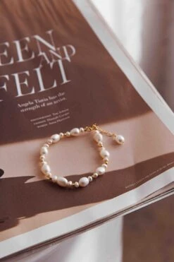 Chantel Baroque Pearl Bracelet Gold -Bridal Dr. Denim Store BR001 20GOLD 4