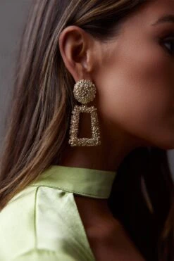 London Textured Earrings Gold -Bridal Dr. Denim Store ER00053 20GOLD 20OS 4