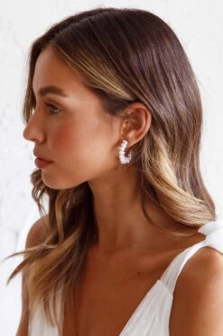 Bold Pearls Hoop Earrings Gold -Bridal Dr. Denim Store ER00114 20GOLD 2