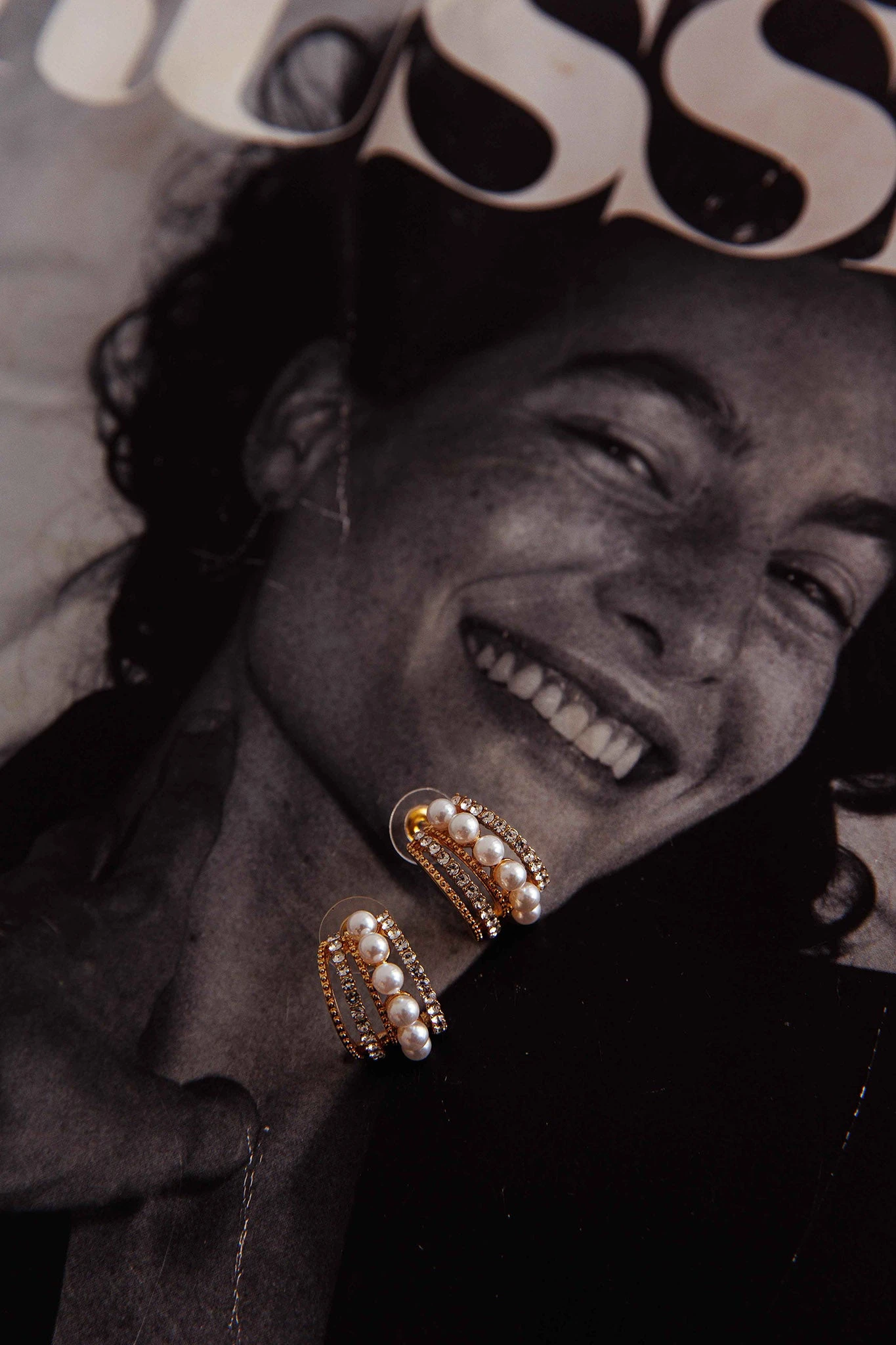 Odette Pearl Diamante Earrings Gold 4 Odette Pearl Diamante Earrings Gold - Image 4