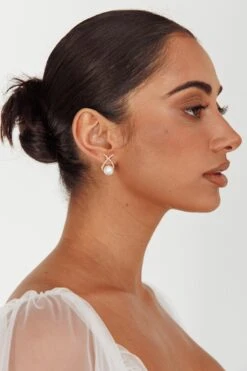 Aliyah Diamante X Pearl Earrings Gold 9 Aliyah Diamante X Pearl Earrings Gold -Bridal Dr. Denim Store ER0147 20GOLD 5
