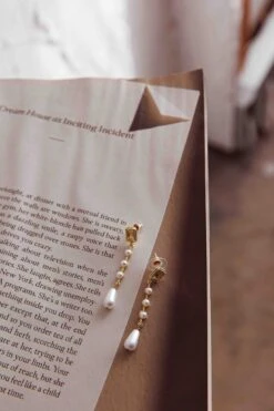 Mercy Pearl & Crystal Drop Earrings Gold -Bridal Dr. Denim Store ER0158 20GOLD 6