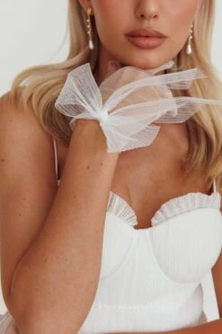 Evangeline Bow Gloves White -Bridal Dr. Denim Store GL0005 20WHITE 4