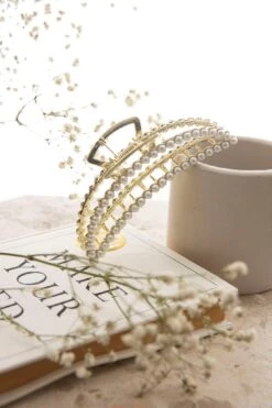 Ellie Pearl Moon Clip Gold -Bridal Dr. Denim Store HA00019 20GOLD 2