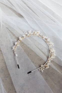 Feuille Crystal Headband Clear 8 Feuille Crystal Headband Clear -Bridal Dr. Denim Store HA00039 20CLEAR 4