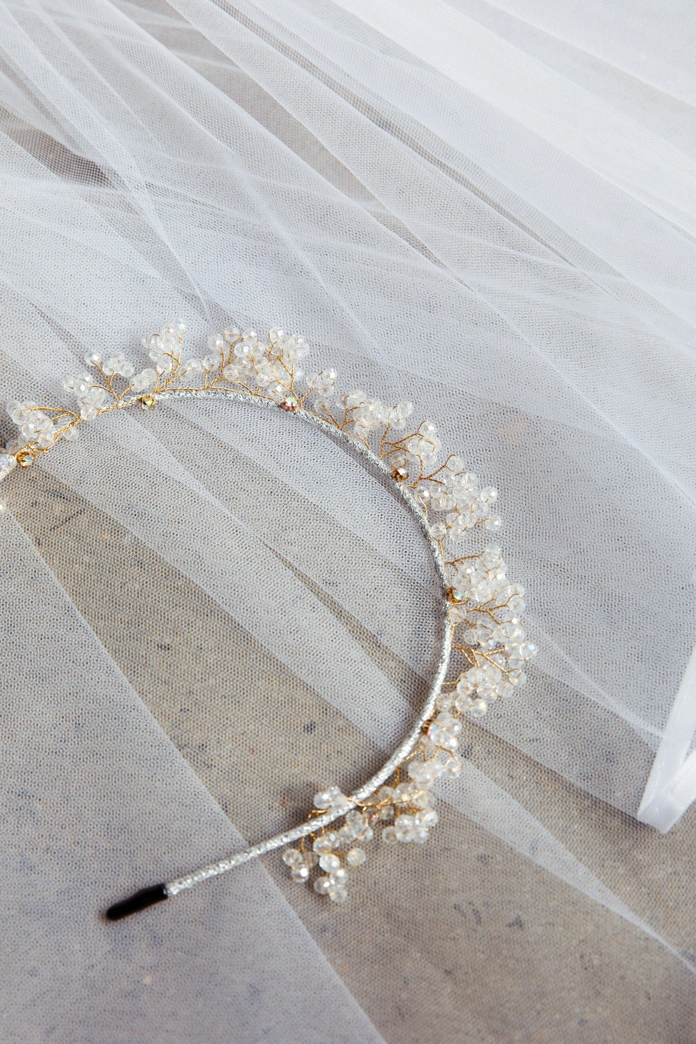 Feuille Crystal Headband Clear 5 Feuille Crystal Headband Clear - Image 5