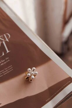 Aurelia Pearl Flower Hairclip Set 14 Aurelia Pearl Flower Hairclip Set -Bridal Dr. Denim Store HA0071 20GOLD 6