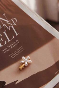 Aurelia Pearl Flower Hairclip Set 17 Aurelia Pearl Flower Hairclip Set -Bridal Dr. Denim Store HA0071 20GOLD 9