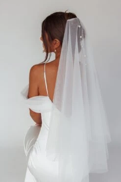Marina Pearl Accent Veil White -Bridal Dr. Denim Store HA0079 20WHITE 8