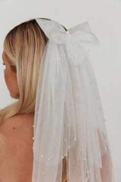 Bella Pearl & Glitter Star Veil White -Bridal Dr. Denim Store HA0087 20WHITE 4