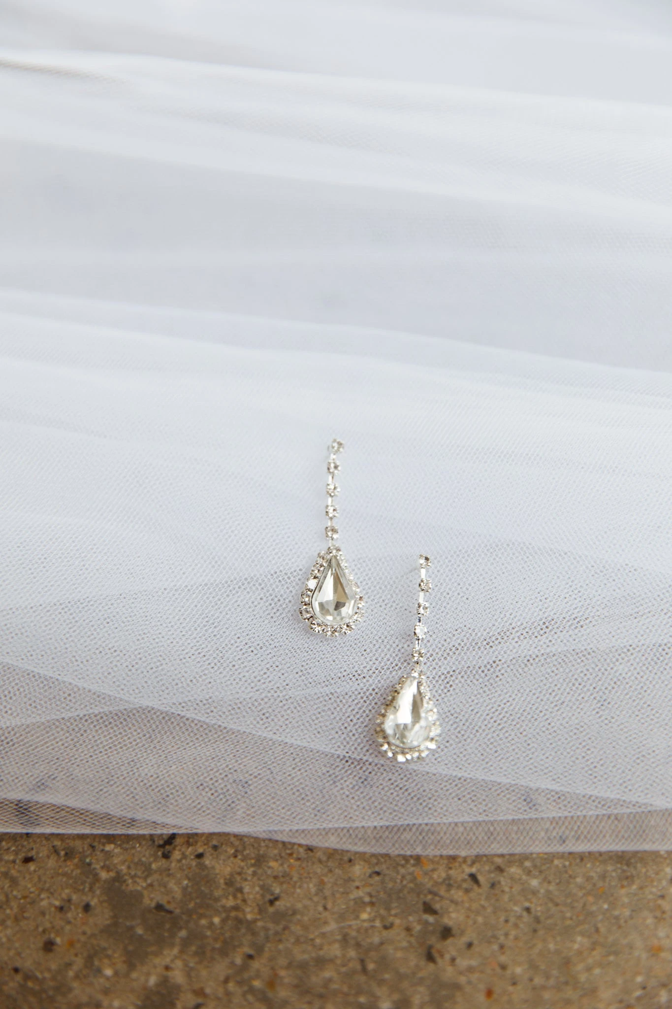 Melissa Diamante Necklace And Earrings Set Silver 6 Melissa Diamante Necklace And Earrings Set Silver - Image 6