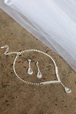 Melissa Diamante Necklace And Earrings Set Silver 13 Melissa Diamante Necklace And Earrings Set Silver -Bridal Dr. Denim Store SET00002 20SILVER 7