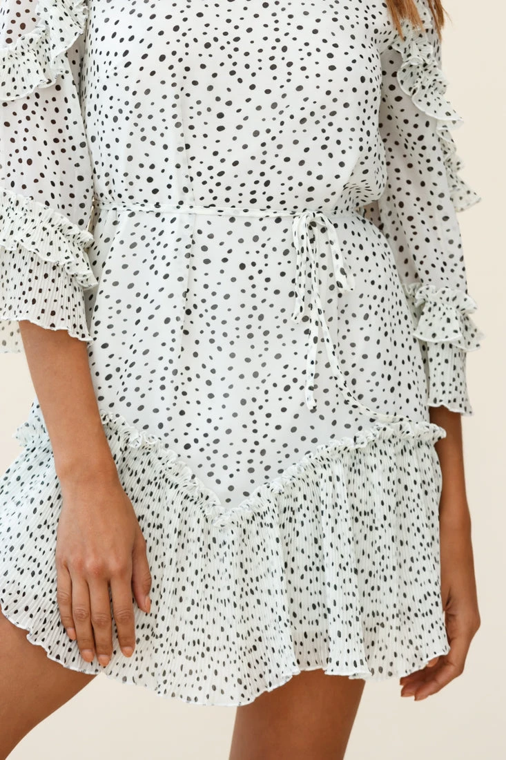 Yours Sincerely Three-Quarter Sleeve Accordion Pleat Dress Speckle Print White 6 Yours Sincerely Three-Quarter Sleeve Accordion Pleat Dress Speckle Print White - Image 6